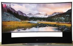 LG 105UC9 UHD