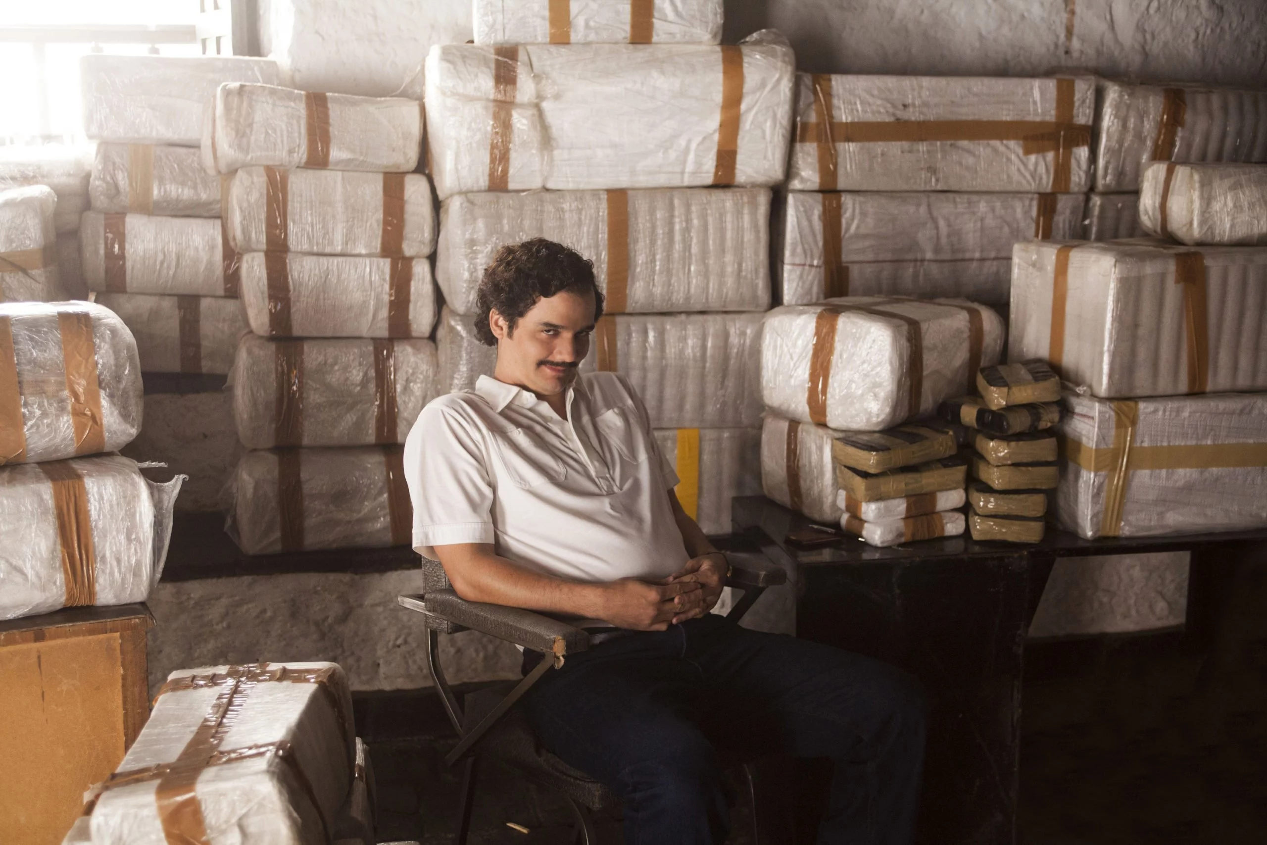 0016 NARCOS 106 00597R scaled