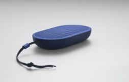 b o play beoplay p2
