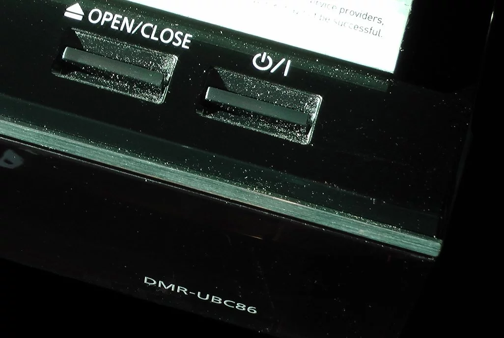 Panasonic DMR UBC86 top knapper