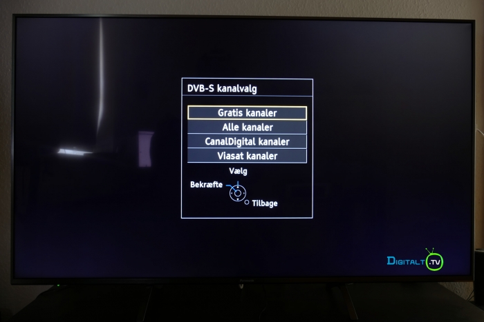 Panasonic FX700 DVB S kanalsoegning