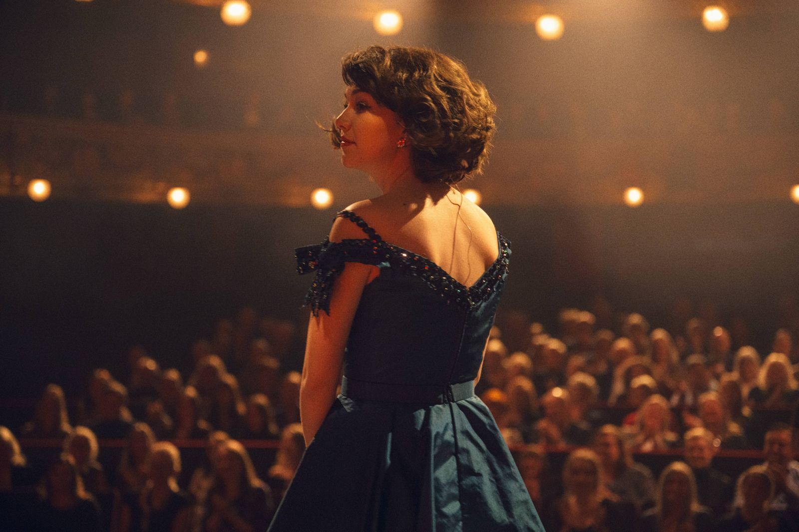 Den Der Lever Stille Trailer