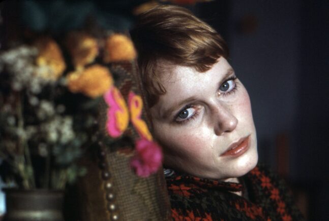 Mia Farrow - mellem lys og mørke