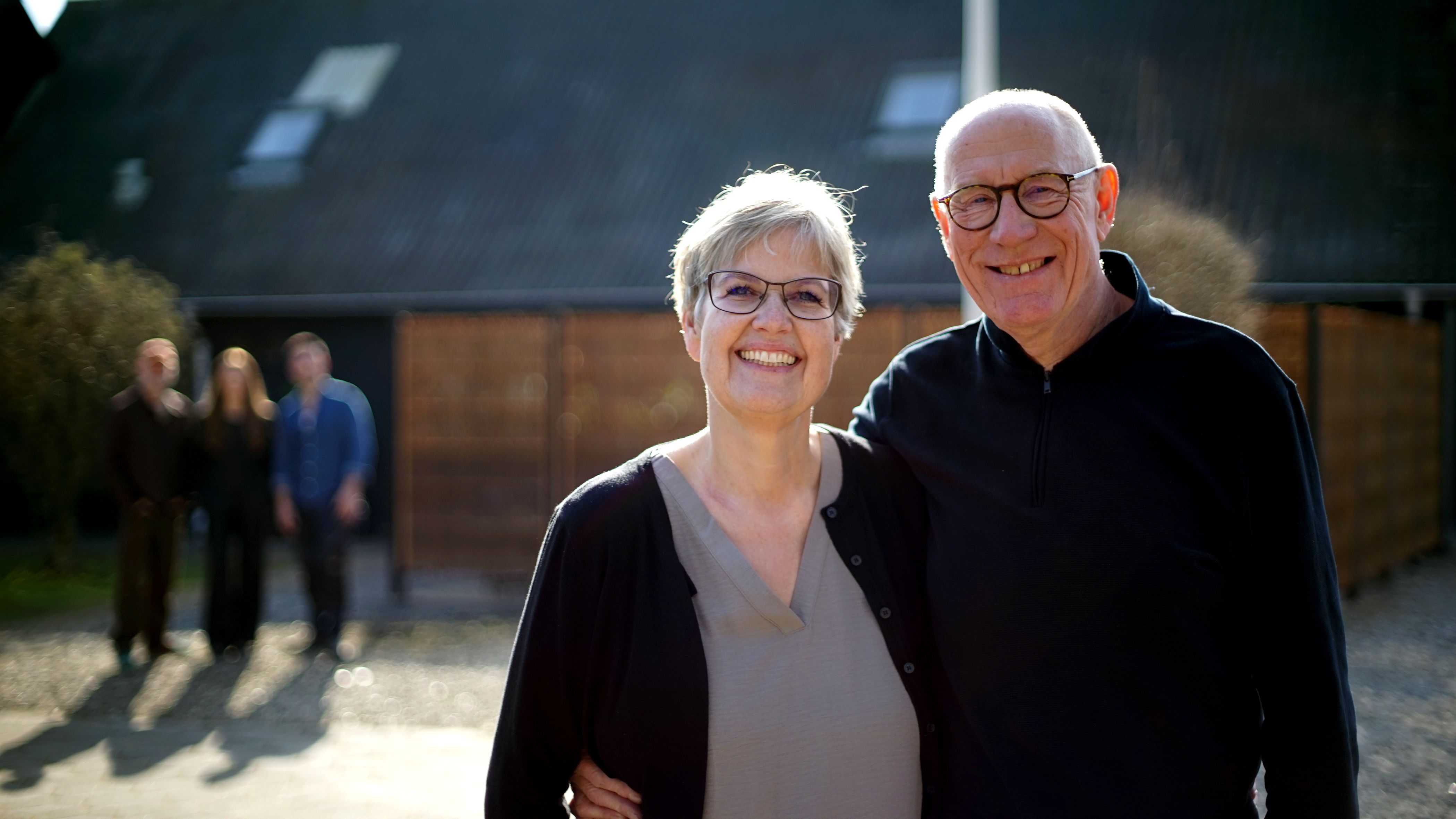 I hus til halsen 2026 - Program 1