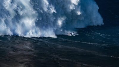 100 Foot Wave - Sæson 3 HBO Max
