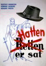 Hatten er sat