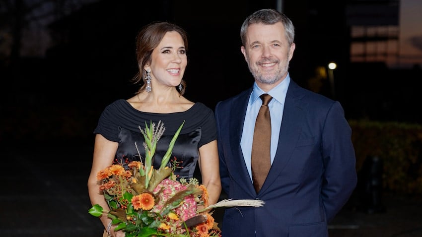 Kongeparret i Australien – en dronning vender hjem